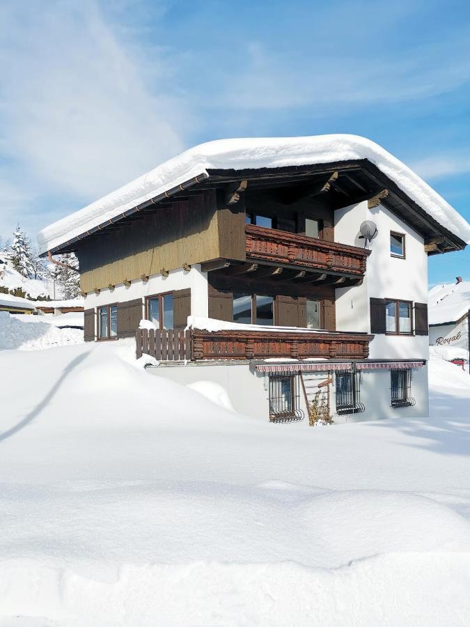 Family Friendly Chalet - Central With Beautiful Mountain Views Seefeld in Tirol Exteriör bild