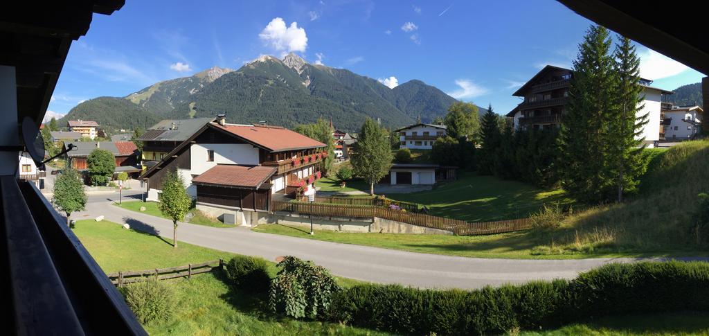 Family Friendly Chalet - Central With Beautiful Mountain Views Seefeld in Tirol Exteriör bild