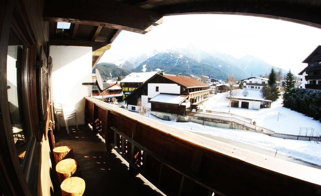 Family Friendly Chalet - Central With Beautiful Mountain Views Seefeld in Tirol Exteriör bild