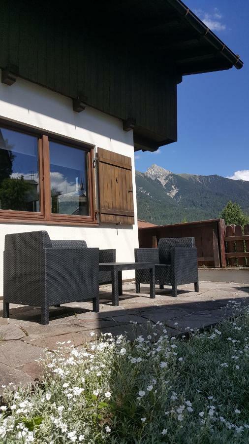 Family Friendly Chalet - Central With Beautiful Mountain Views Seefeld in Tirol Exteriör bild