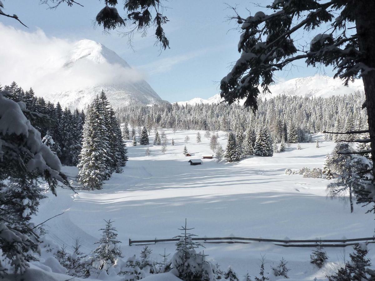 Family Friendly Chalet - Central With Beautiful Mountain Views Seefeld in Tirol Exteriör bild
